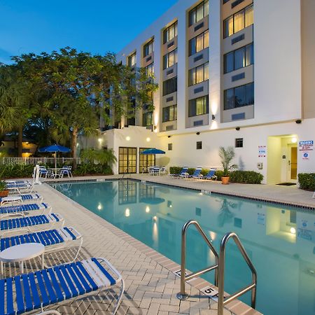 Holiday Inn Express Hotel & Suites Ft. Lauderdale-Plantation By Ihg Εξωτερικό φωτογραφία