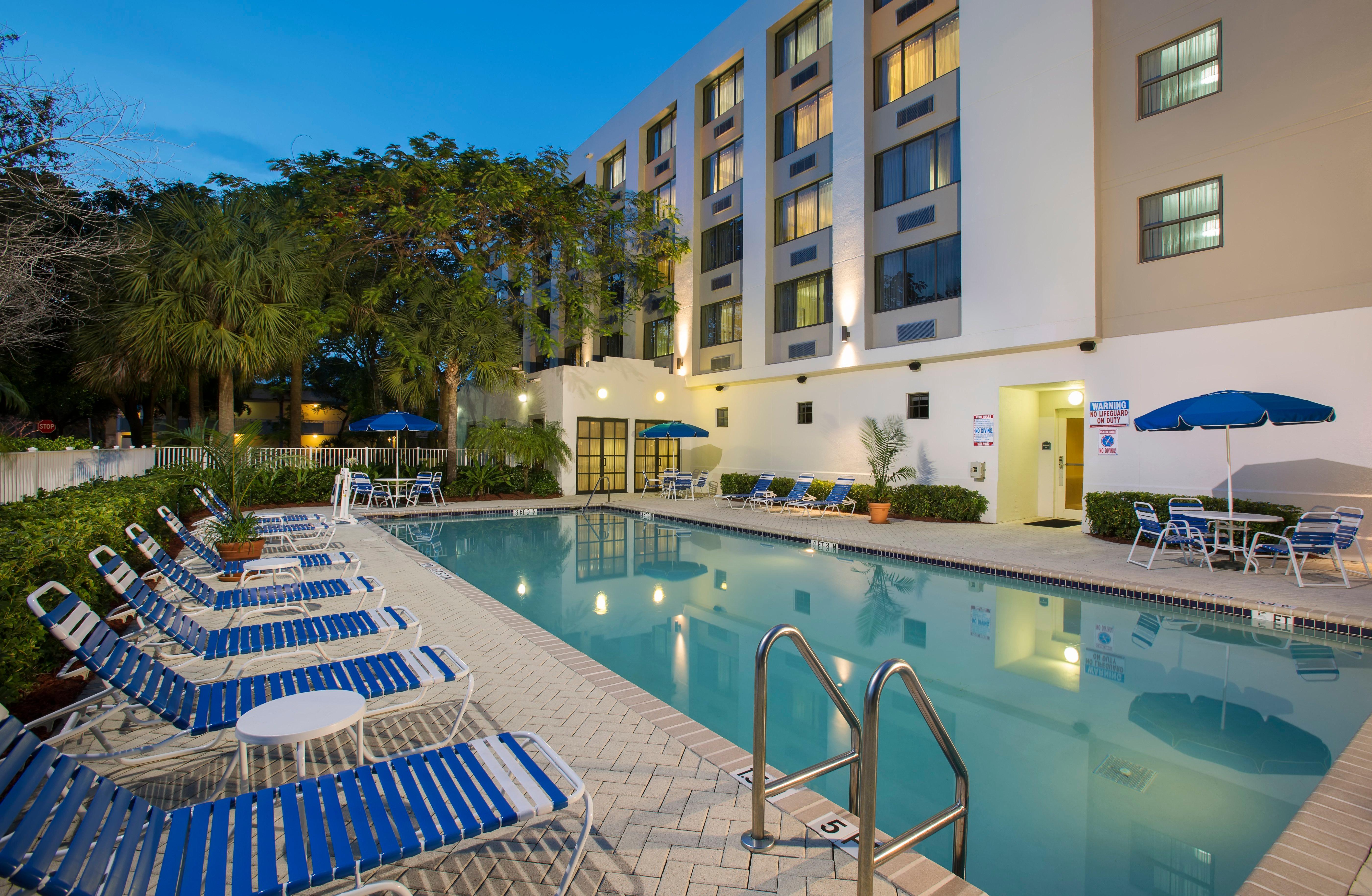Holiday Inn Express Hotel & Suites Ft. Lauderdale-Plantation By Ihg Εξωτερικό φωτογραφία