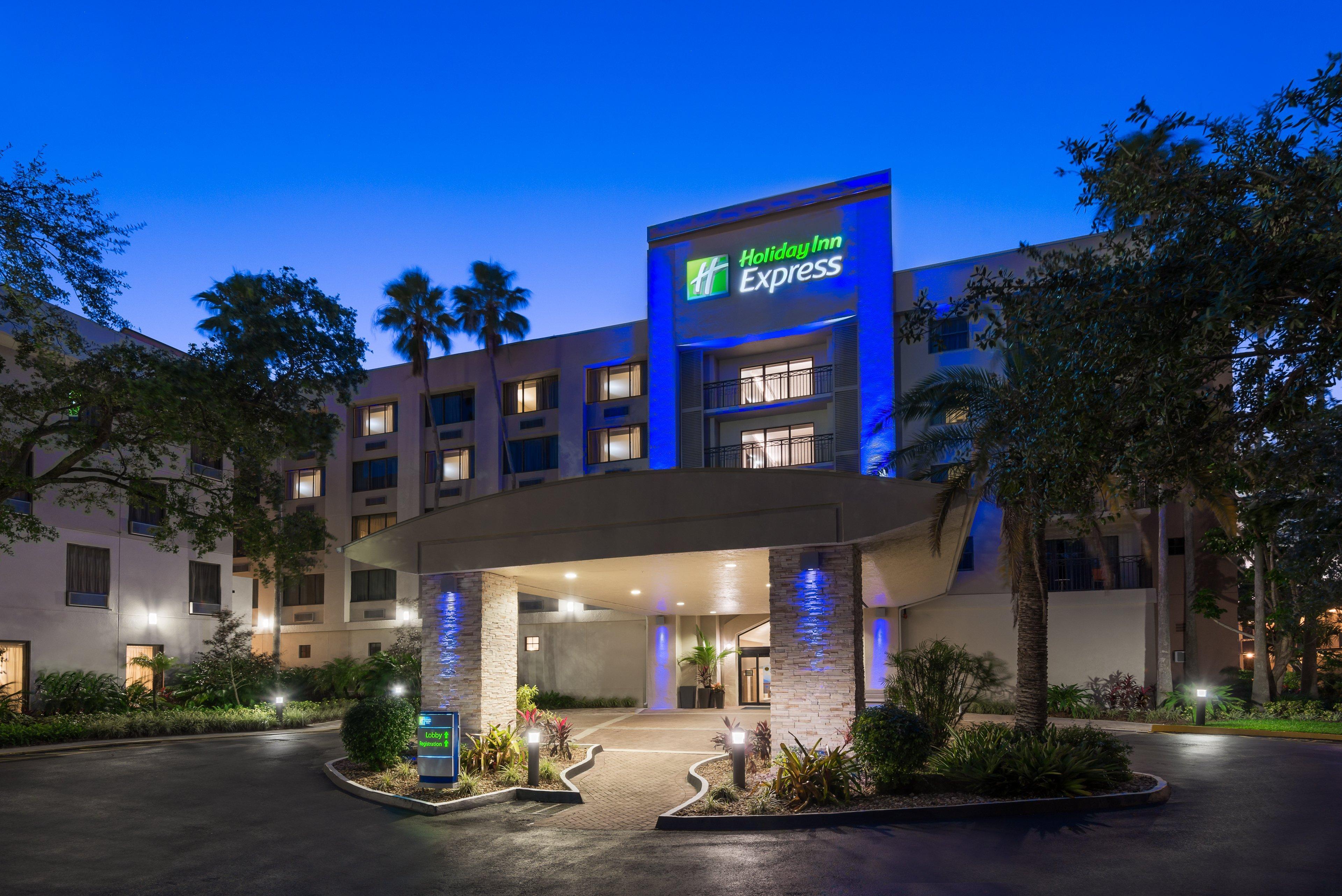Holiday Inn Express Hotel & Suites Ft. Lauderdale-Plantation By Ihg Εστιατόριο φωτογραφία